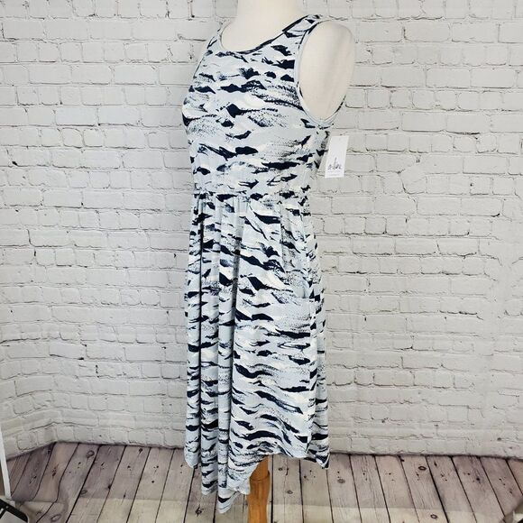 𝅺a-line Hawaii Made Dress Blue Petite LP NWT - Picture 4 of 7